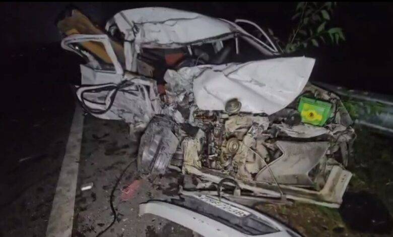 रामपुर रोड पर भीषण हादसा: एक ही परिवार के 3 की मौत, 2 गंभीर